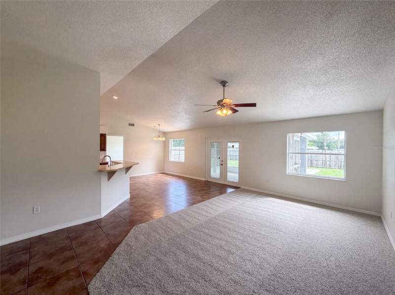 3 bedroom Single Family Residence at 6536 Horizon Point Drive, Highlands At Crews Lake, Lakeland — photo 3