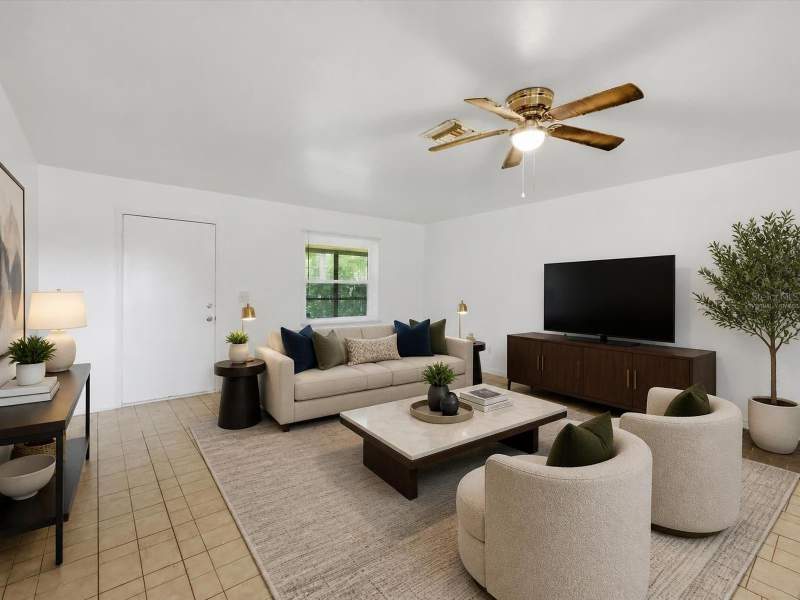 2 bedroom Single Family Residence at 20145 SE Highway 42, Unrecorded Sub Sec B, Umatilla — photo 2