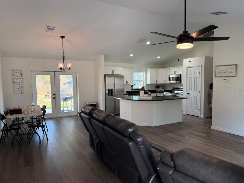 3 bedroom Single Family Residence at 14110 SW 64th Terrace Road, Marion Oaks Un 09, Ocala — photo 4