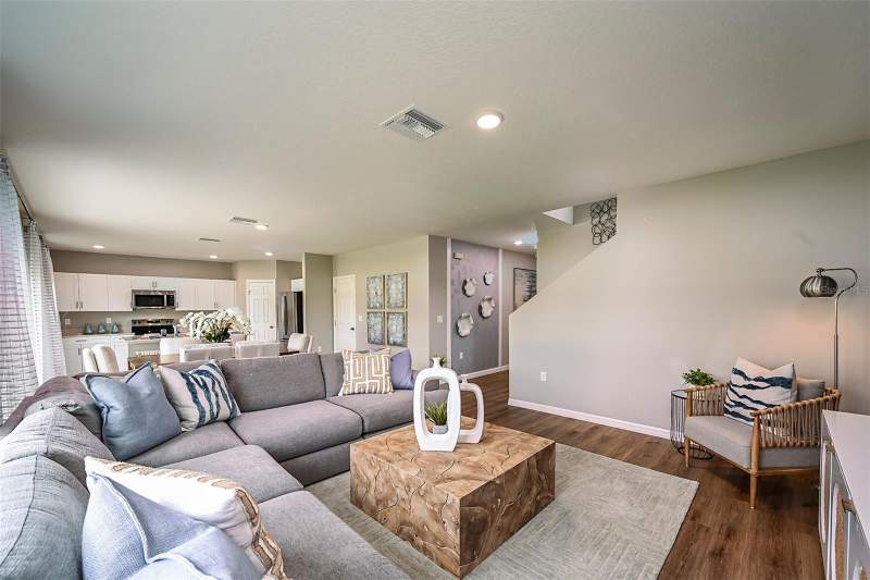 5 bedroom Single Family Residence at 31731 Oyster Trellis Lane, Pasadena Landing, Wesley Chapel — photo 3