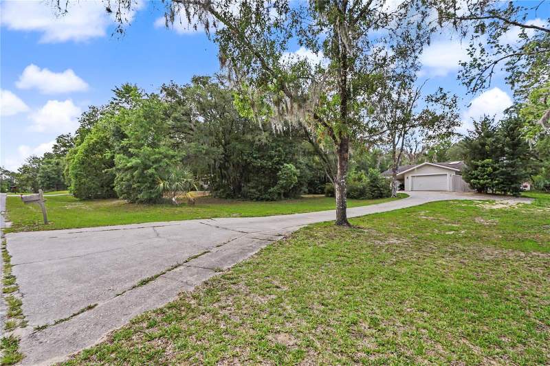 3 bedroom Single Family Residence at 20250 SW 93 Lane Road, Rainbow Springs Woodlands, Dunnellon — photo 2