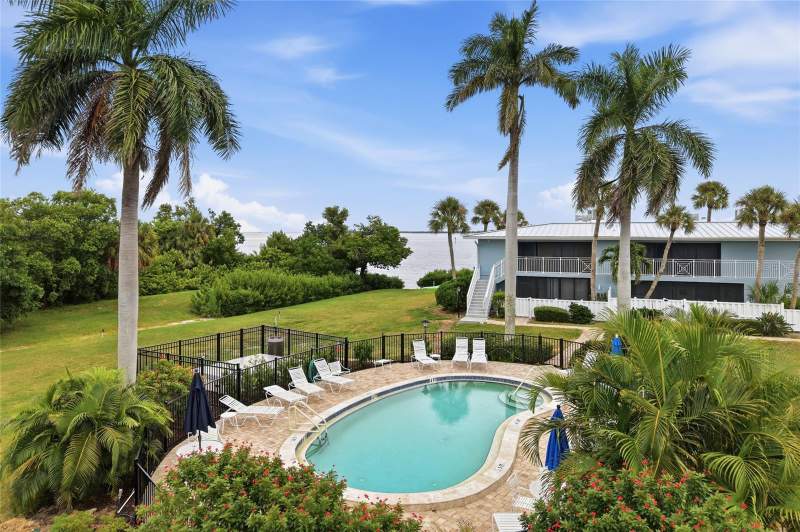 2 bedroom Condominium at 600 Manatee Avenue #144, Westbay Cove II, Holmes Beach — photo 5