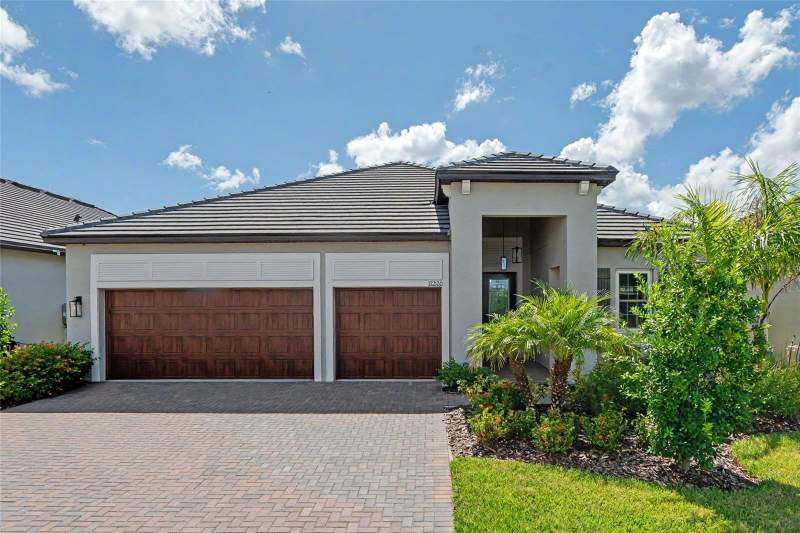 12220 VIOLET JASPER DRIVE home for sale in Prosperity Lakes - Active Adult