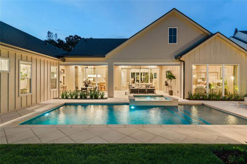 5 bedroom Single Family Residence at 1204 Nottingham Street, Beverly Shores, Orlando — photo 4
