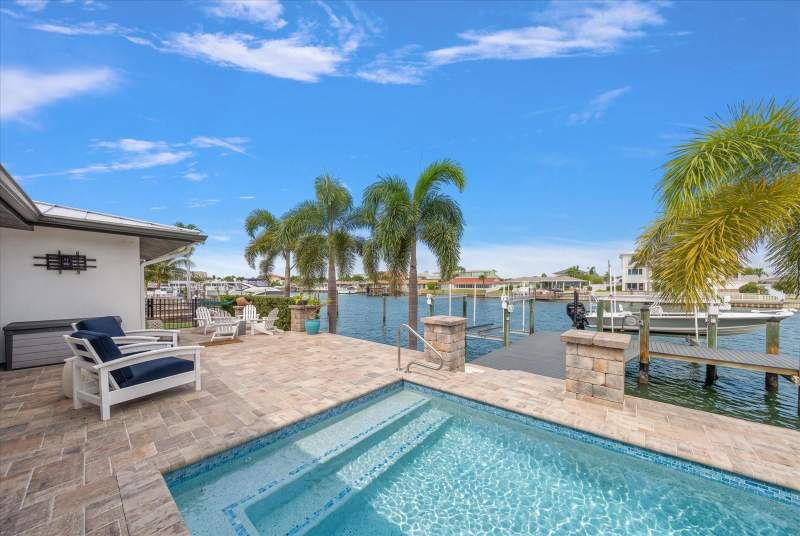 4 bedroom Single Family Residence at 430 Palm Island, Island Estates Of Clearwater Unit 6-A, Clearwater Beach — photo 2