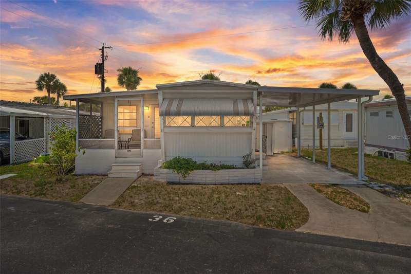 4851 W GANDY BOULEVARD #B9L36 home for sale in Regency Cove A Cooperative