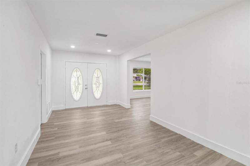 3 bedroom Single Family Residence at 104 S HERCULES AVENUE, SKY CREST UNIT 8, CLEARWATER — photo 4