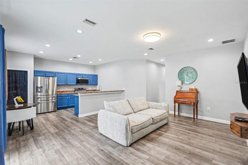 3 bedroom Single Family Residence at 8410 Indian Laurel Lane, Spring Ridge, Brooksville — photo 5