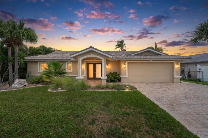 5548 LEEWARD LANE home for sale in Flor A Mar