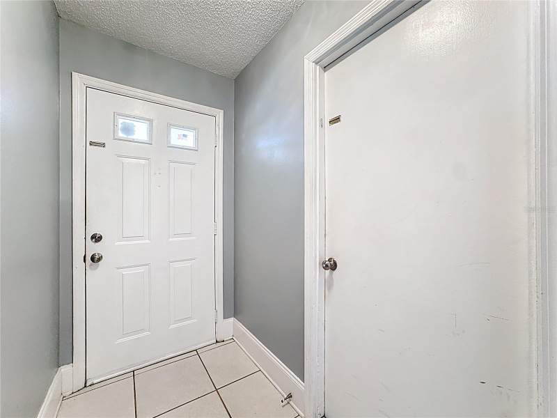 3 bedroom Single Family Residence at 3717 NARROLINE DRIVE, HIAWASSEE POINT, ORLANDO — photo 4