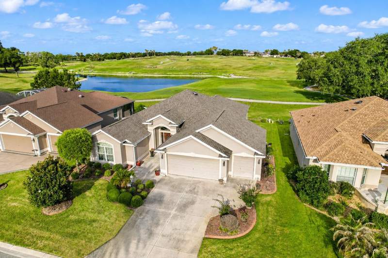 3 bedroom Single Family Residence at 2696 Midland Terrace, Villages Of Sumter, The Villages — photo 2