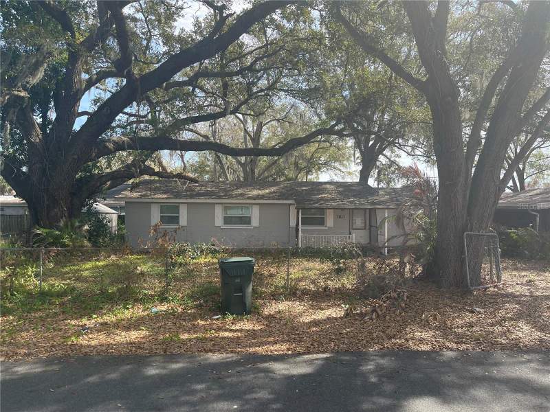 3 bedroom Single Family Residence at 5021 Cornell Street, Lake Gibson Poultry Farms Inc, Lakeland — photo 2