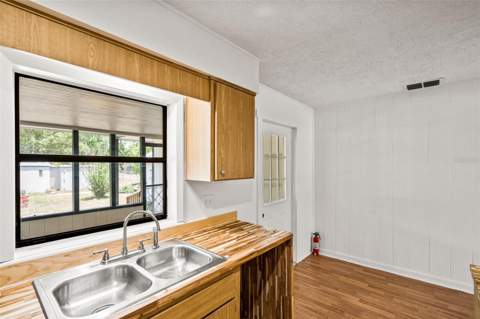 16119 Wilson Boulevard, Brooksville FL - photo 12 of 39