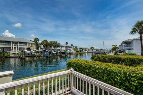 5215 Coquina Key Drive #B, St Petersburg FL - photo 10 of 32