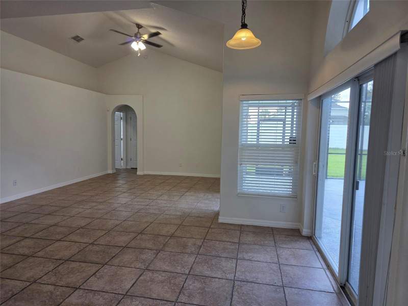 4 bedroom Single Family Residence at 881 Seneca Trail, Indian Lakes Ph 7, St Cloud — photo 4