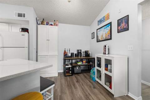 5713 Gatlin Avenue #226, Orlando FL - photo 12 of 40