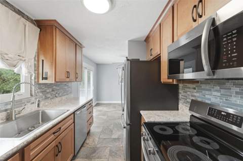 41707 Aspen St, Eustis FL - photo 13 of 38
