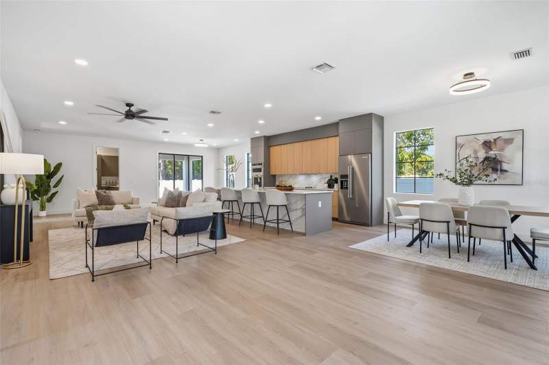 4 bedroom Single Family Residence at 3516 21st Avenue, Childs Park, St Petersburg — photo 4