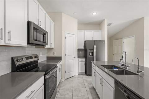 4409 Blackbird Street, Kissimmee FL - photo 12 of 34
