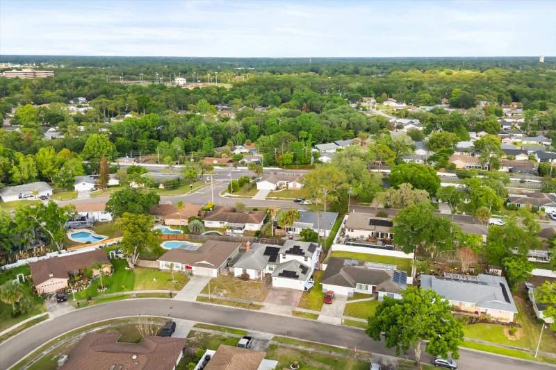 4 bedroom Single Family Residence at 621 PRAIRIE LANE, SPRING OAKS UNIT 4, ALTAMONTE SPRINGS — photo 4