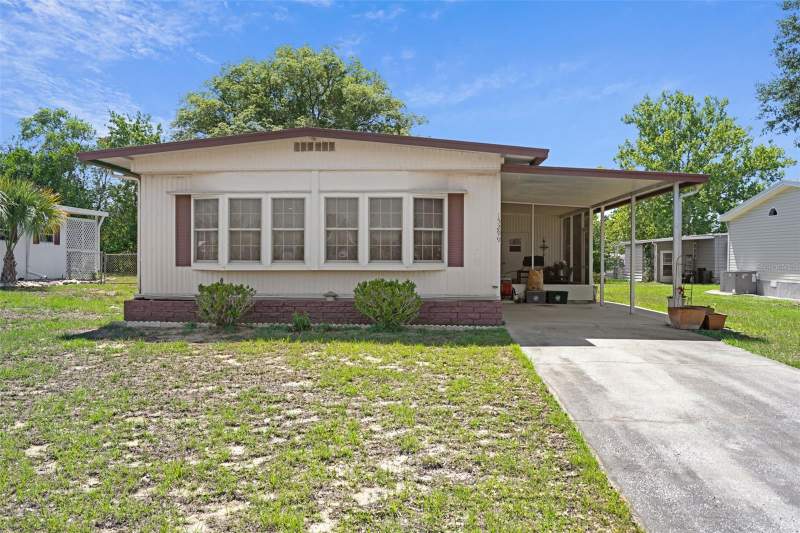 2 bedroom Manufactured Home at 15299 Brookridge Boulevard, Brookridge Comm, Brooksville — photo 1