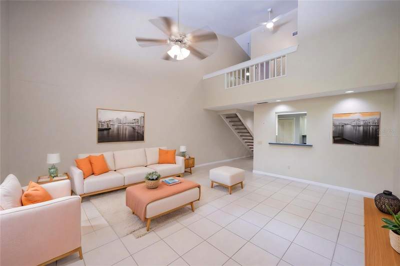 2 bedroom Townhouse at 499 Club Drive, Cypress Club, Winter Springs — photo 2