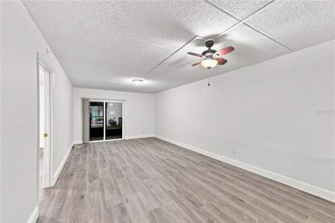 3807 N Oak Drive #D41, Tampa FL - photo 6 of 6