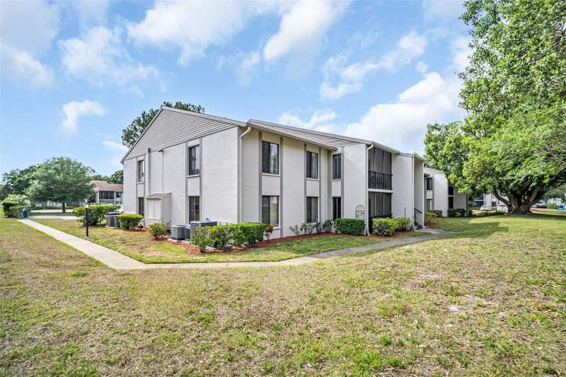 2 bedroom Condominium at 2642 Pine Ridge Way #G2, Pine Ridge At Palm Harbor, Palm Harbor — photo 2