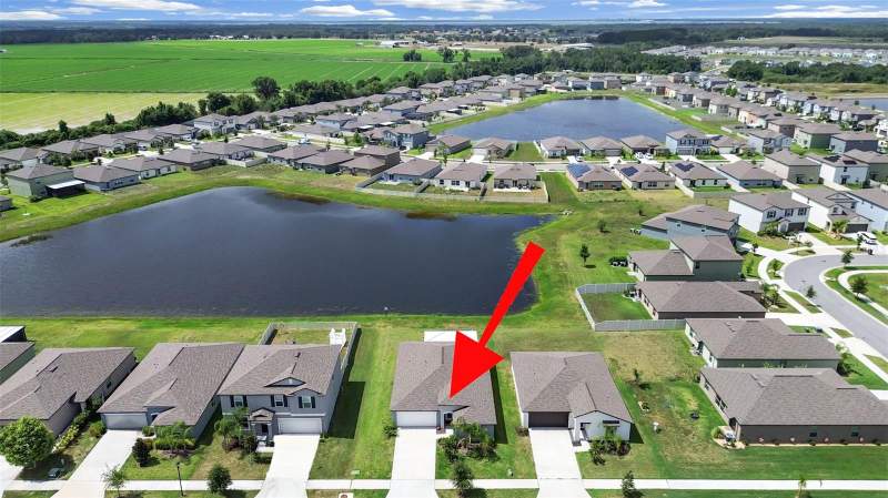 4 bedroom Single Family Residence at 5413 Blue Azure Drive, Berry Bay Sub, Wimauma — photo 4