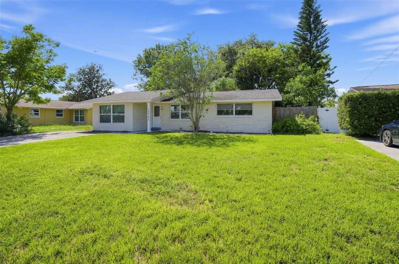 10701 OLEANDER DRIVE home for sale in Jasmine Lakes