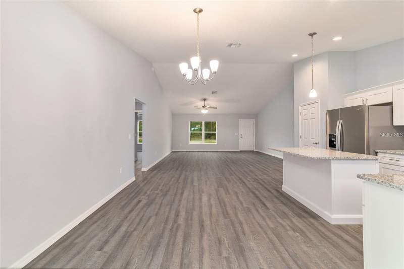 3 bedroom Single Family Residence at 6459 SW 204th Avenue, Rainbow Acres Sub, Dunnellon — photo 4