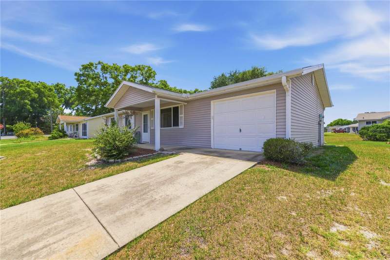 2 bedroom Single Family Residence at 10986 SW 83rd Avenue, Oak Run Neighborhood 04, Ocala — photo 3