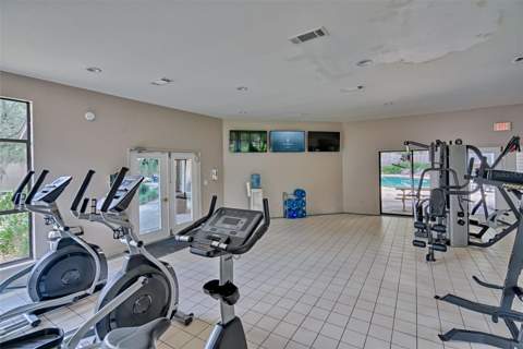 83 SE 16th Avenue #E202, Gainesville FL - photo 17 of 20
