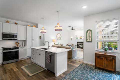 9302 Knightsbridge Court, Tampa FL - photo 15 of 37
