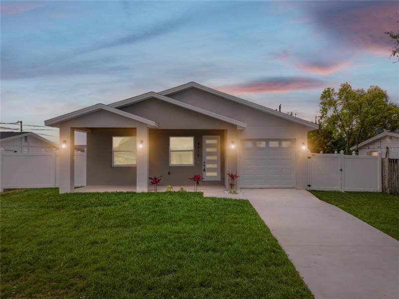 3 bedroom Single Family Residence at 4016 Baden Drive, Tahitian Homes, Holiday — photo 2