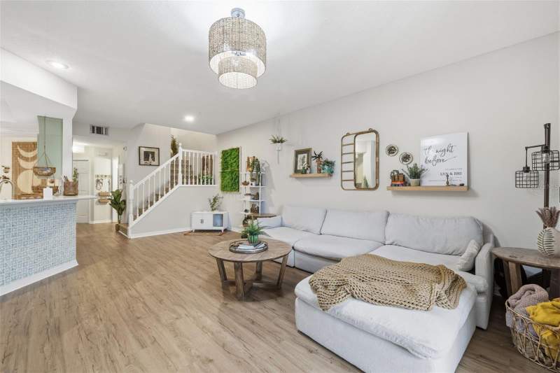 3 bedroom Townhouse at 3073 Branch Drive, Overlook, Clearwater — photo 4