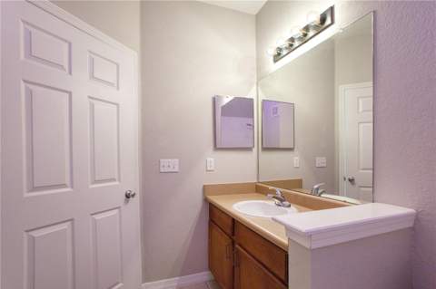 8225 Claire Ann Dr #203, Orlando FL - photo 22 of 37