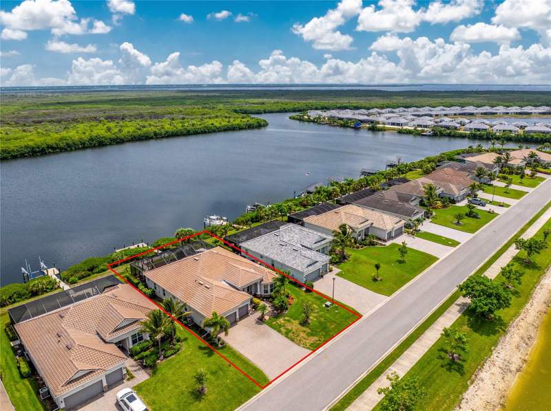 4 bedroom Single Family Residence at 15248 Spanish Point Drive, Harbor West, Port Charlotte — photo 2