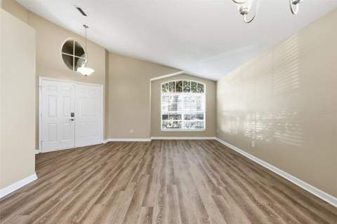 15733 Bay Vista Drive, Clermont FL - photo 7 of 37