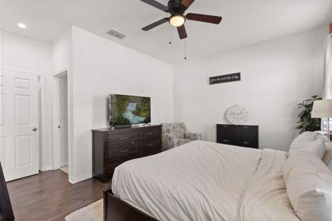 2401 Avian Loop, Kissimmee FL - photo 16 of 34
