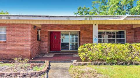 605 Courtney Drive, Tampa FL - photo 6 of 6