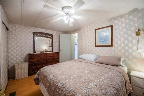 5302 Powhattan Street, Zephyrhills FL - photo 13 of 50
