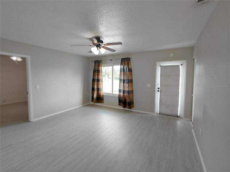 3 bedroom Single Family Residence at 18292 Morrisson Avenue, Port Charlotte Sec 021, Port Charlotte — photo 4