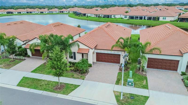 3 bedroom Single Family Residence at 5513 Little Path Drive, Forest Brooke Active Adult Phs, Wimauma — photo 3