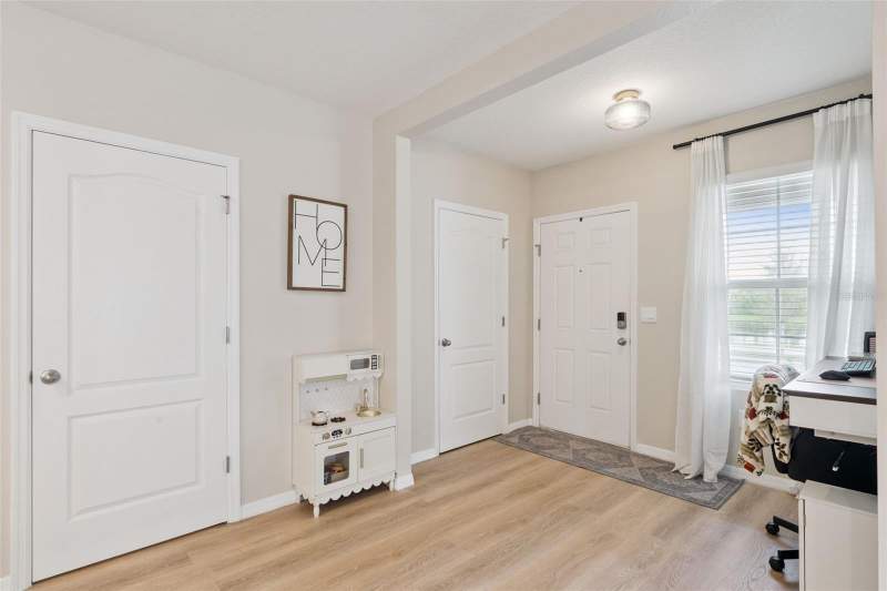 4 bedroom Single Family Residence at 1172 Silverbell Trail, Prairie Oaks, St Cloud — photo 3