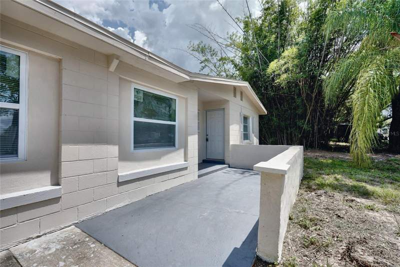4 bedroom Single Family Residence at 5625 Bryson Drive, Clearview Heights 1st Add, Orlando — photo 3
