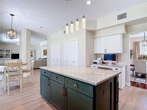 18109 Kara Court, Tampa FL - photo 23 of 99