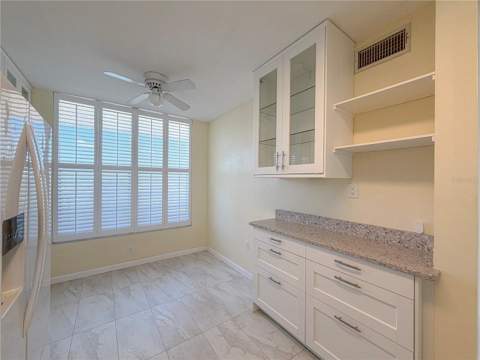3750 Pinebrook Circle #503, Bradenton FL - photo 6 of 10