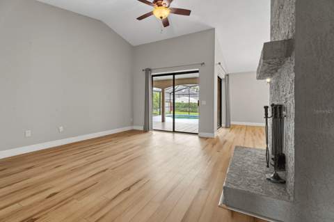 7437 Pinemount Drive, Orlando FL - photo 13 of 43