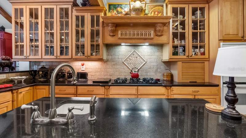 4 bedroom Single Family Residence at 403 Mission Lane, Howey Vista Del Lago, Howey In The Hills — photo 3